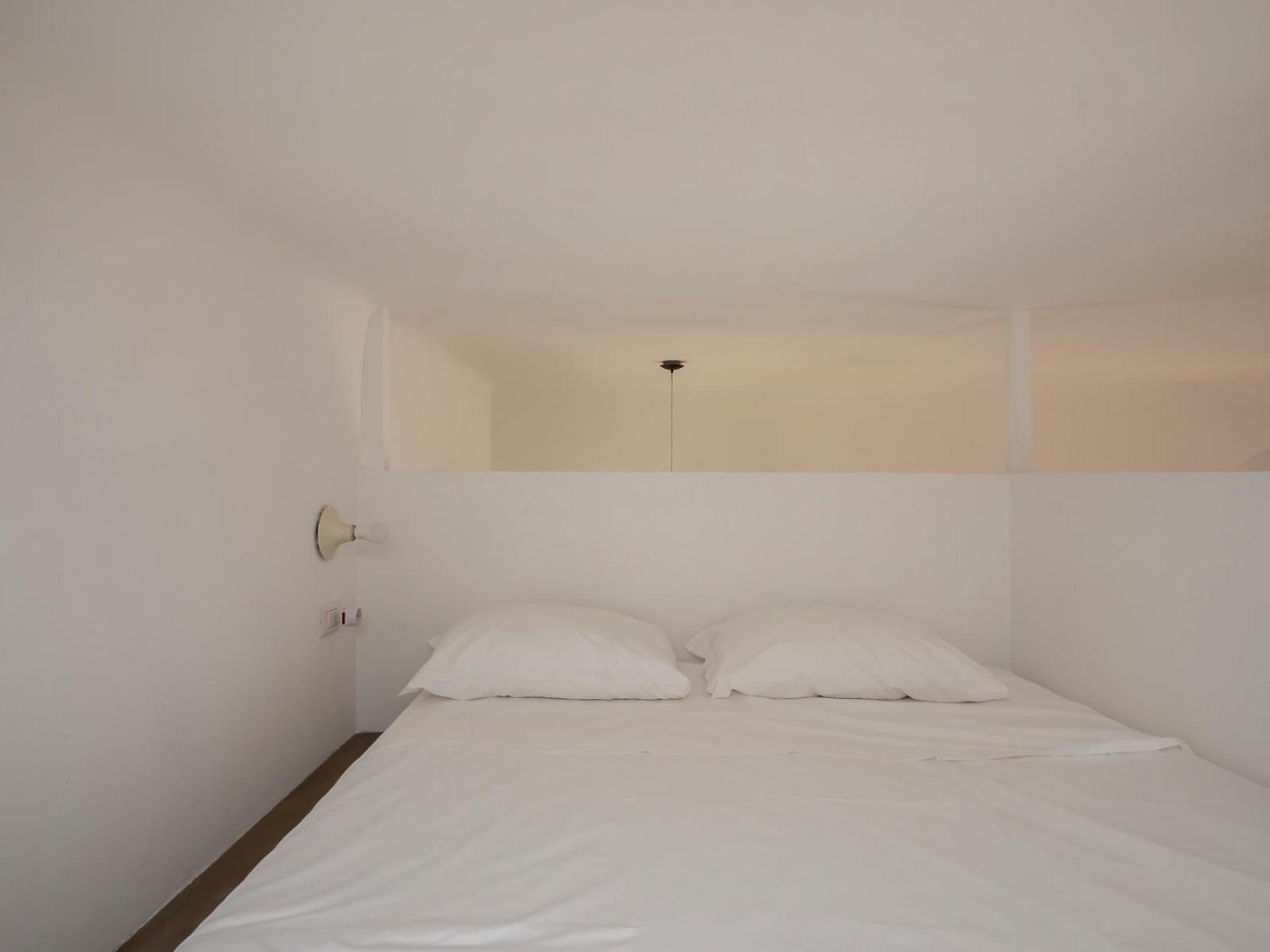 Xenia - Attic In Chinatown Appartement *