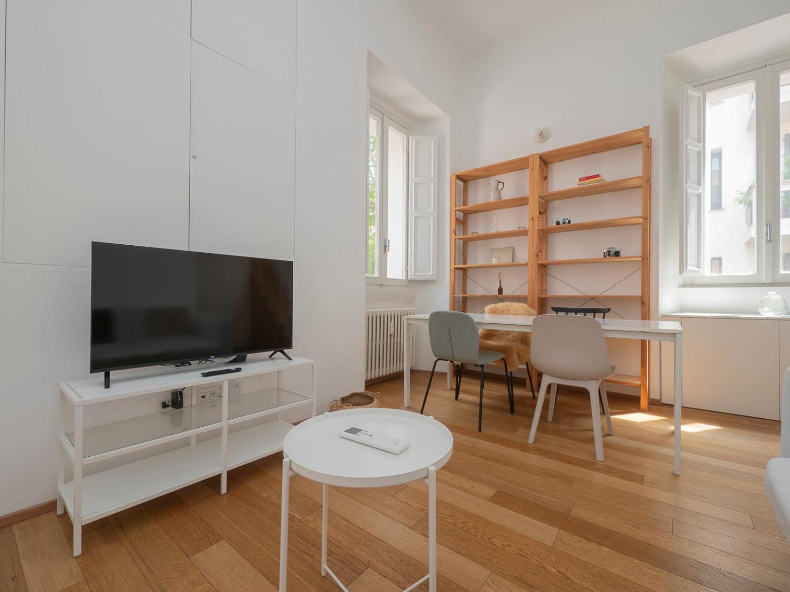 Xenia - Attic In Chinatown Milan